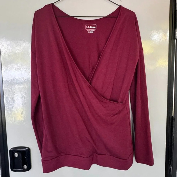 L.L.Bean burgundy long sleeve‎ top size  medium EUC 100% Cotton - Picture 1 of 3